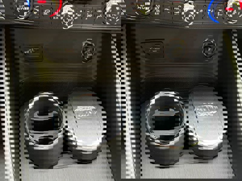 Image Audi A3 SPORTBACK 1.4 150 Design luxe Full leds GPS Caméra Carplay Virtual Sièges cuir Régul Clim auto Gtie 1 an